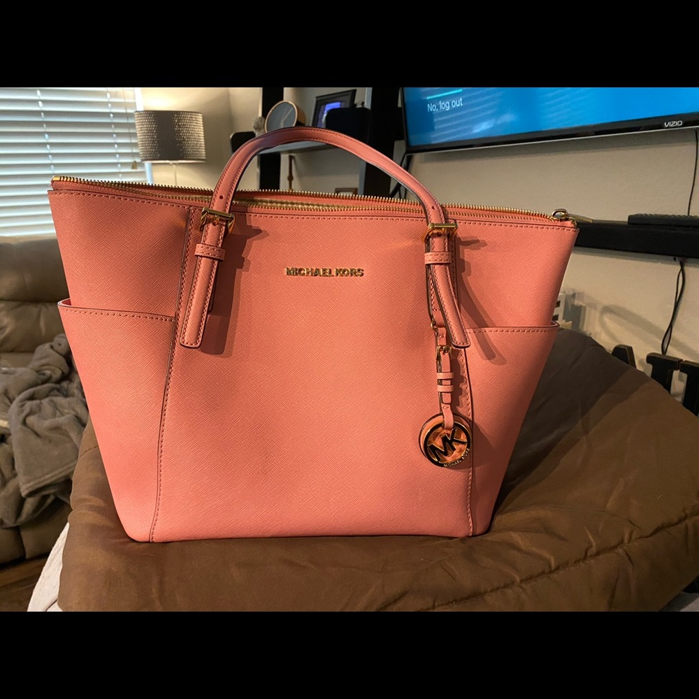 Michael Kors Charlotte Tote - Picture 2 of 7